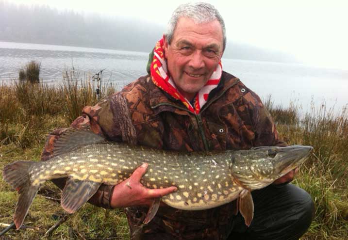 Coping with deep hooked pike - The Pike Anglers' Club of Great Britain